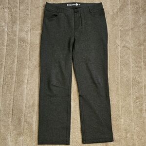 Betabrand yoga dress pants with real front and back pockets